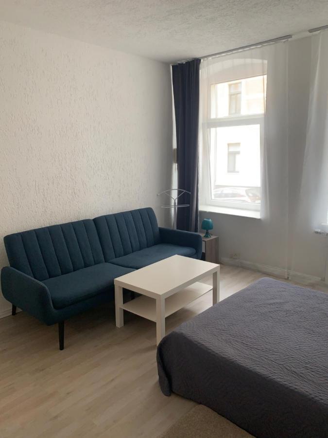 Am Bahnhof Apartment Zwickau Exterior photo